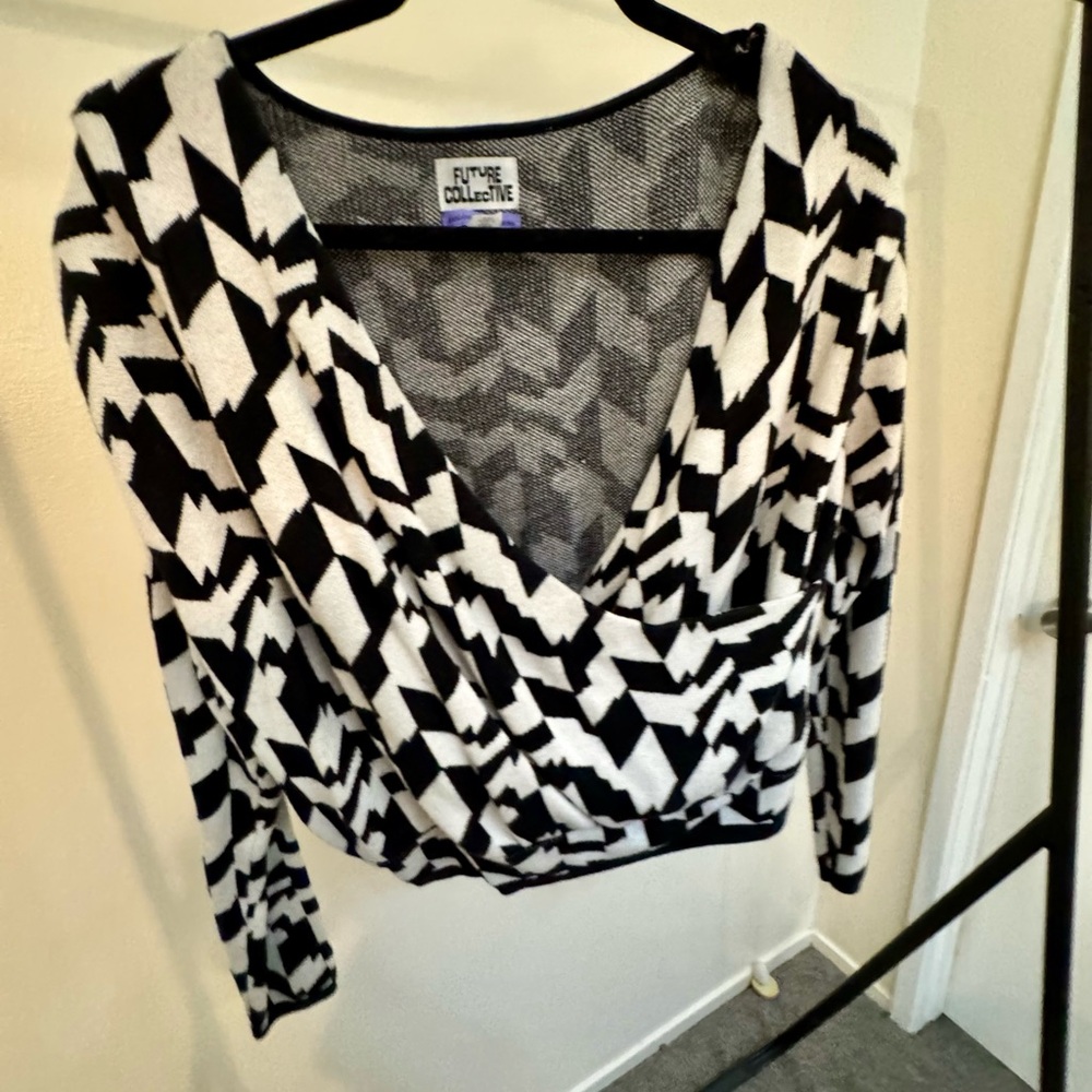 Future Collective Crossover Houndstooth Pullover … - image 2